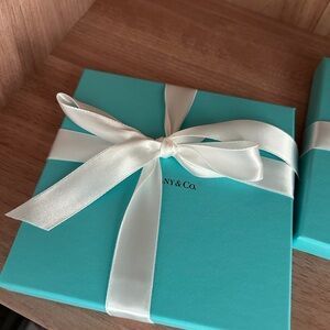 Tiffany & Co. empty giftcard Blue presentation box